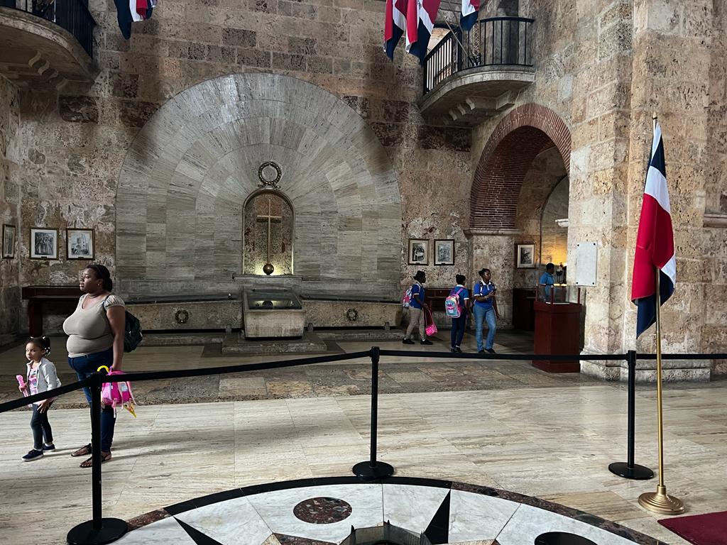 Santo Domingo Tour – Discover the First City of the New World!